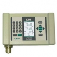 Pressure Calibrator with 10 Ranges